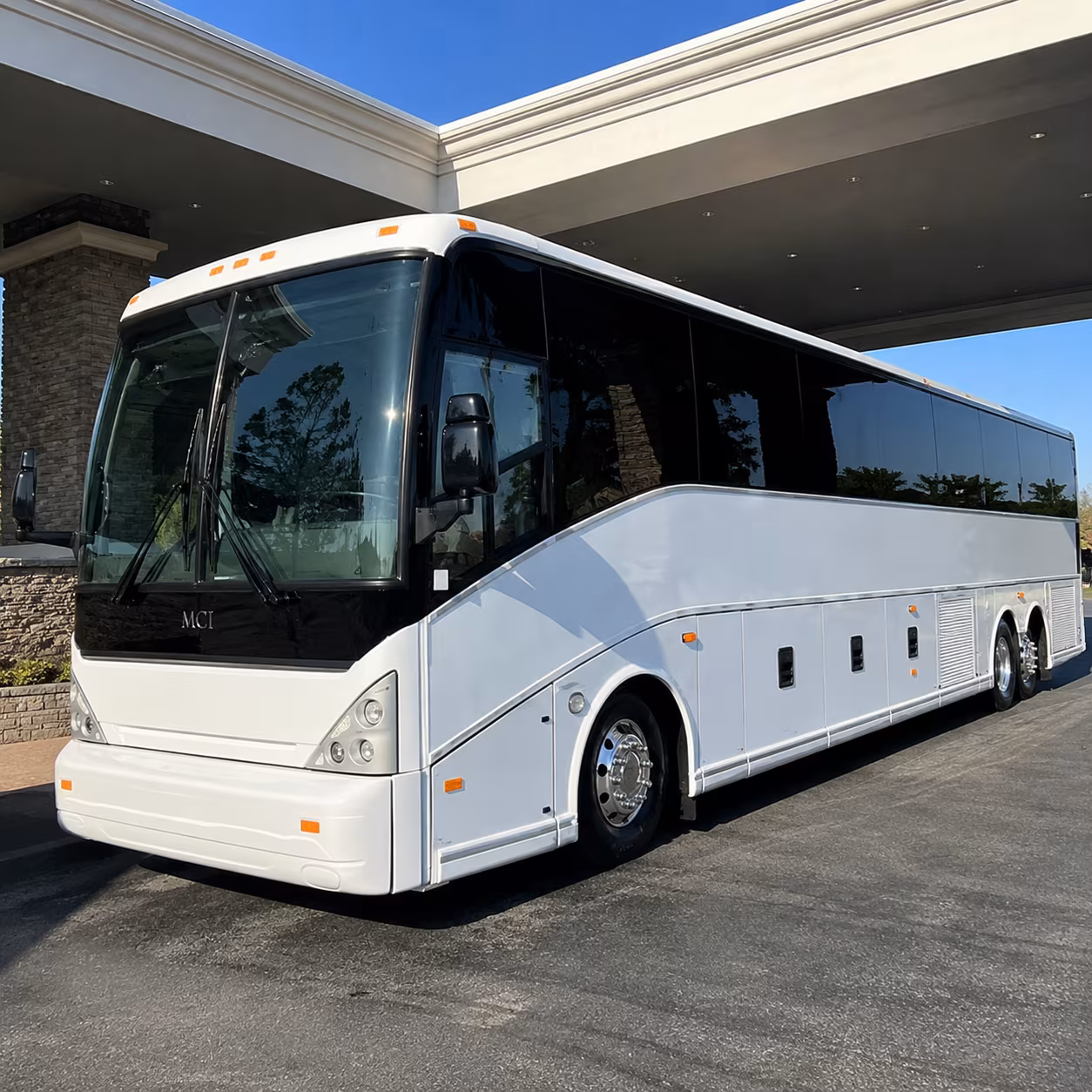 murrieta airport shuttles for military and government travel